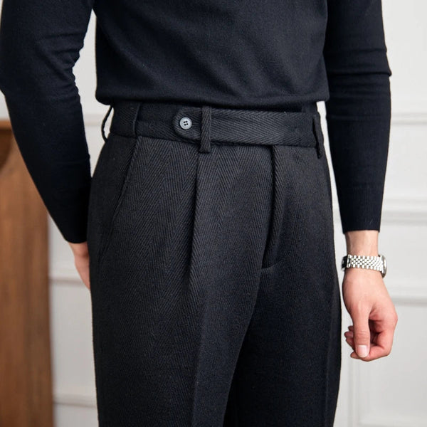 Black / 27